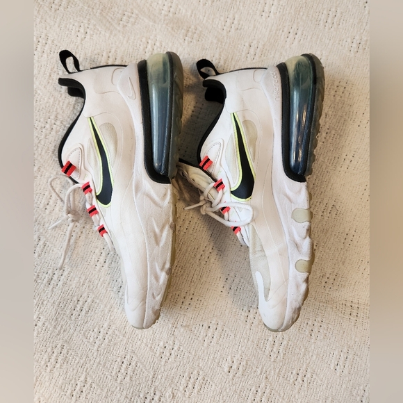 Women's Nike Air270 React Size 8 - Picture 5 of 9